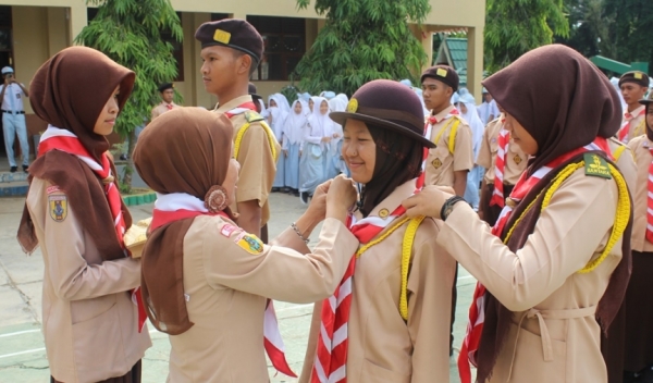 Pakaian Seragam